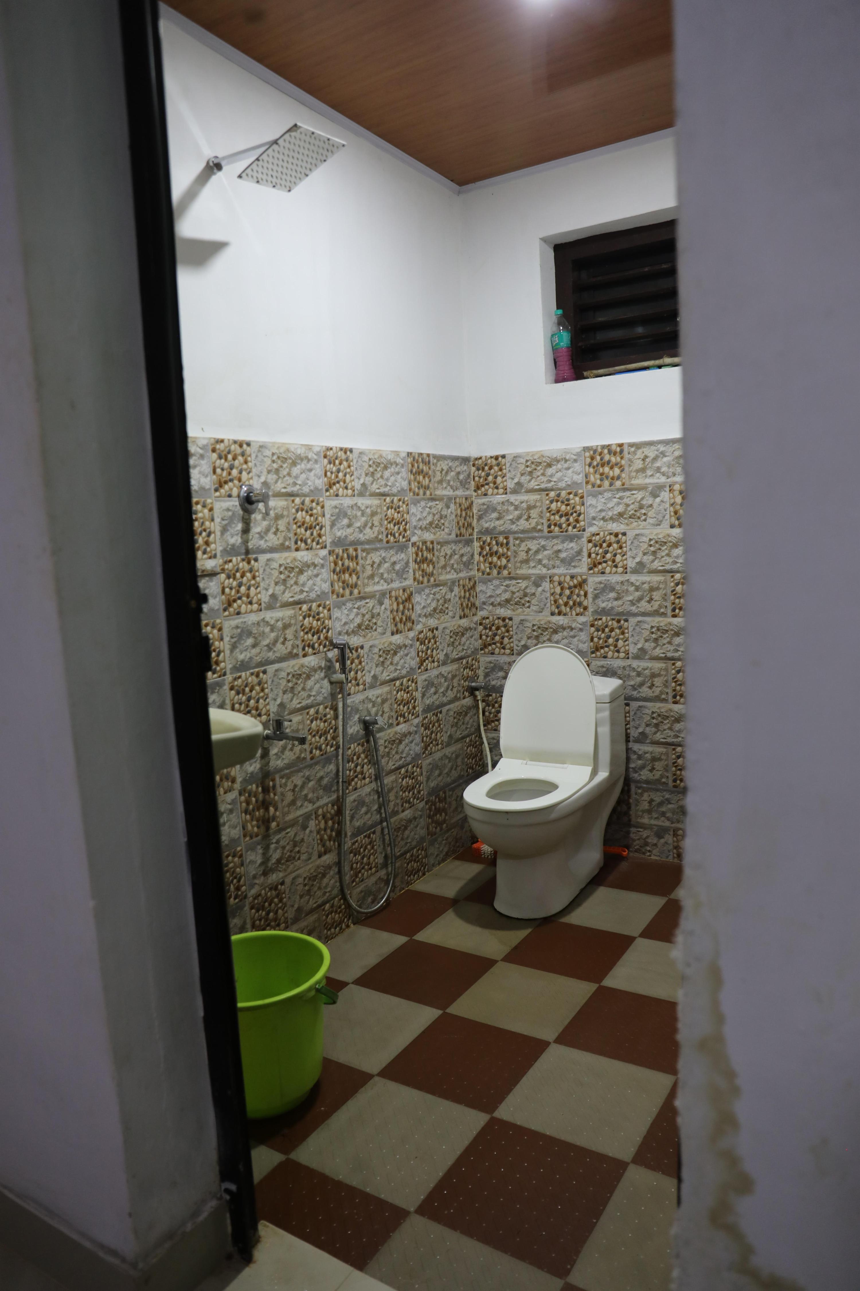 Wild Yard Homestay - Tap to explore photos
