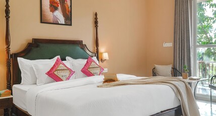 Luxe Stayz Signature Pushkar Room Type - CLUB STUDIO WITH PRIVATE POOL