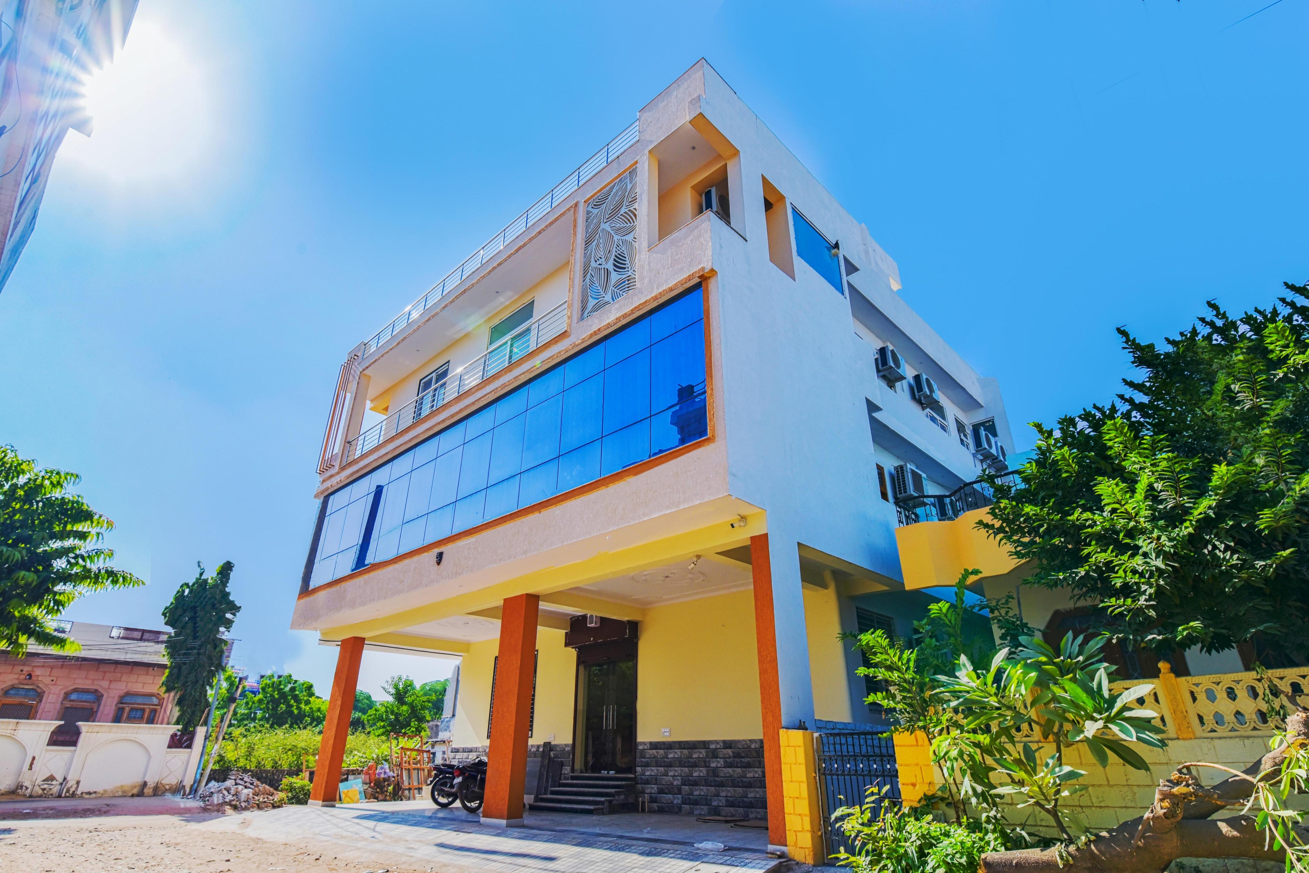 OCEANA BOUTIQUE STAYS - Tap to explore photos