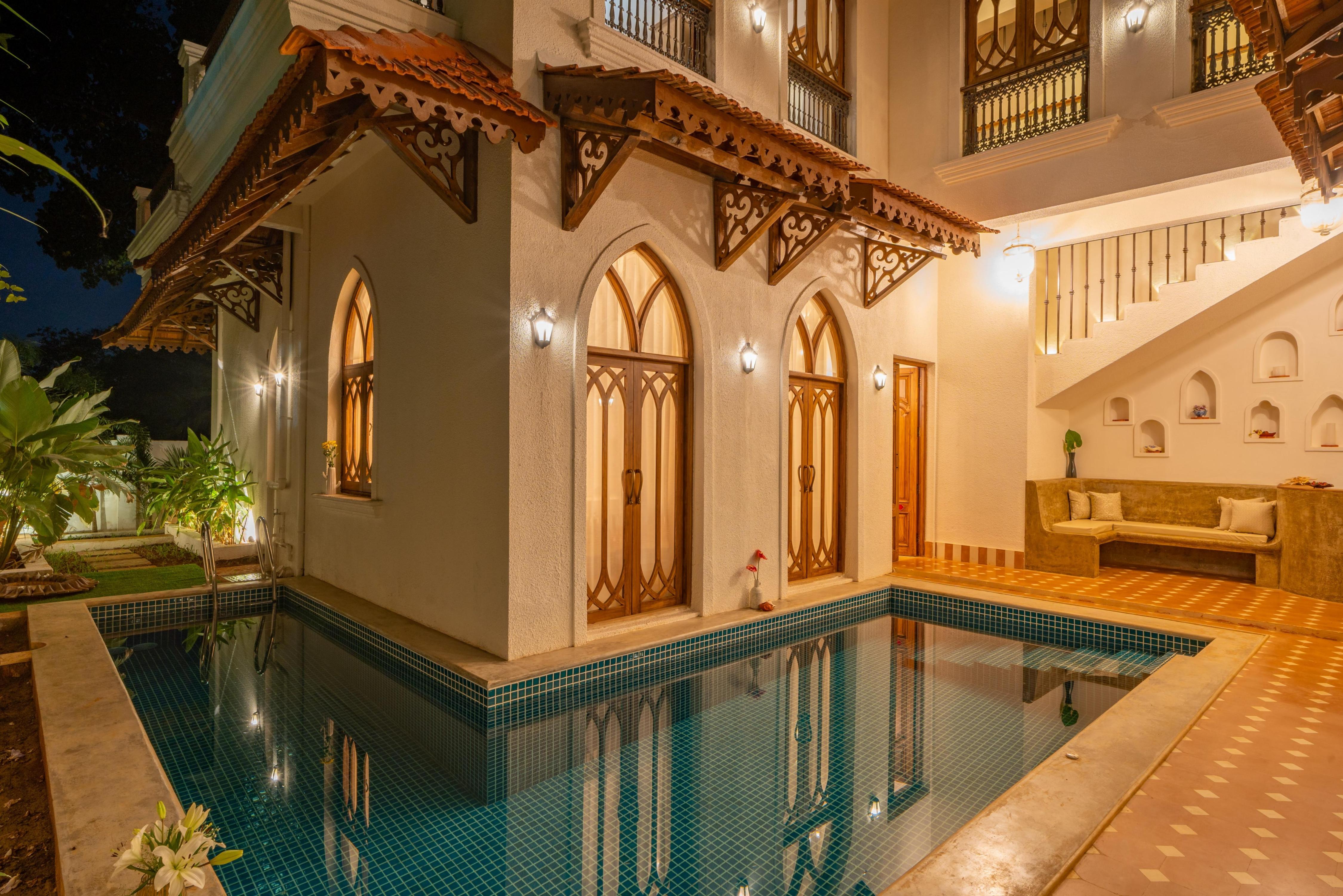 ELIVAAS 4 BHK with Pvt Pool & Media Room | Samukha - Tap to explore photos
