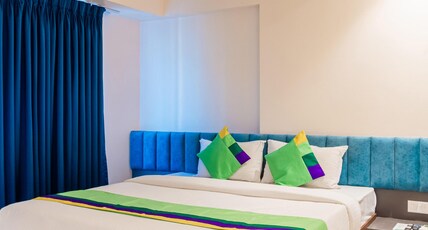 Itsy Hotels Blossom - Viman Nagar Room Type - Superior Room