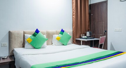 Treebo Silver Apartment Room Type - Standard Room