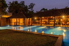 ama Stays and Trails Lily Pad Kumarakom