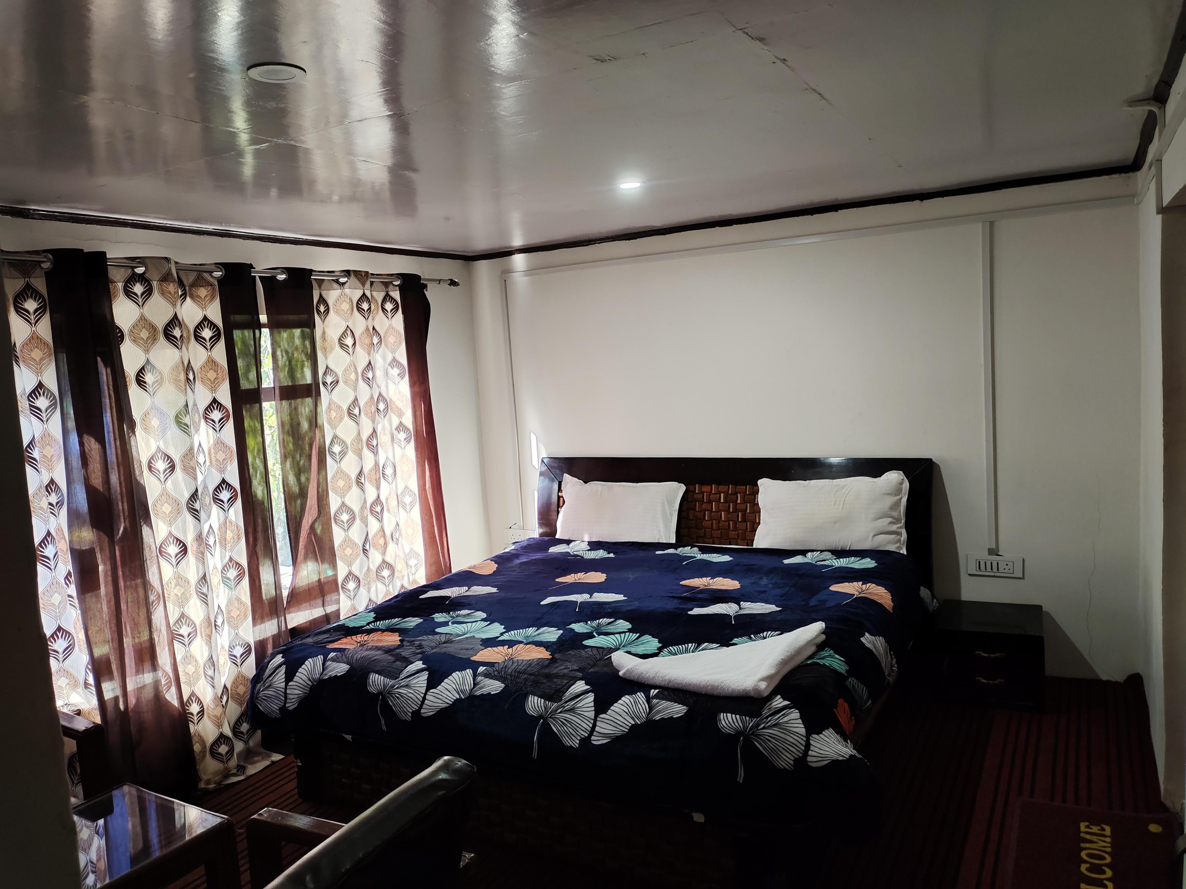 Aroma Guest House - Tap to explore photos