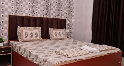 Rokadiya Kalyan Mandapam Room Type - Deluxe Rooms (Non-AC)