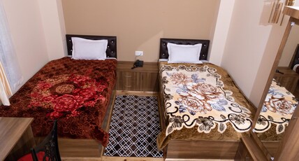 The Eureka Inn N Cafe Room Type - Twin Bedded Room With Free Wifi