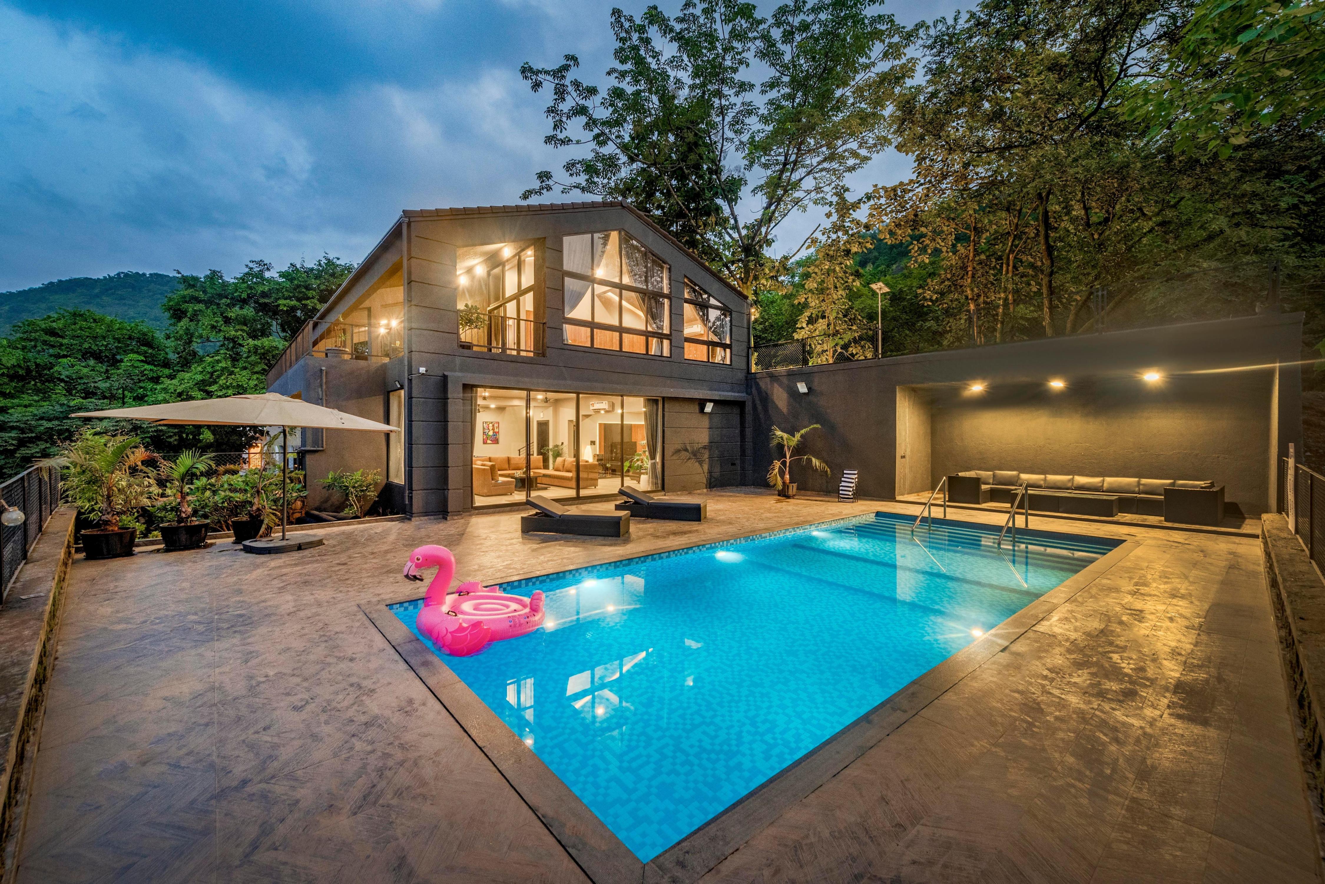 SaffronStays Earl Grey Villa - Tap to explore photos