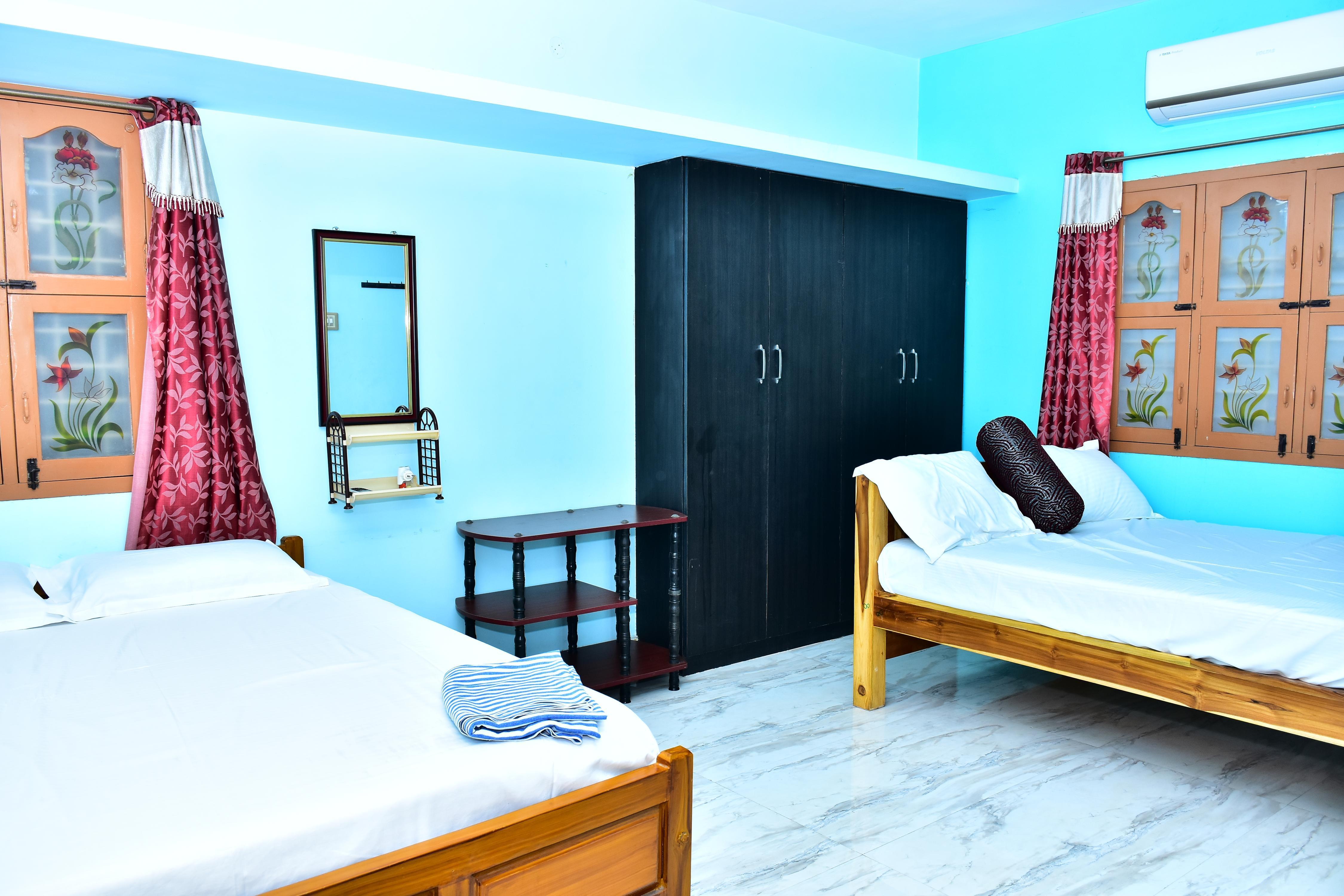 NS RESIDENCY AND ROOMS - Tap to explore photos