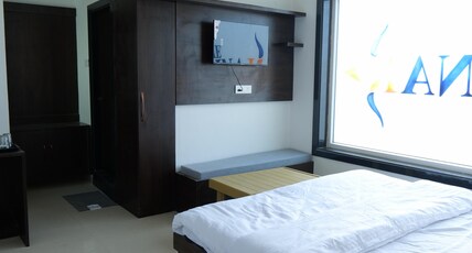 THE PINAK HOTEL AND RESTAURANT Room Type - EXECUTIVE ROOM