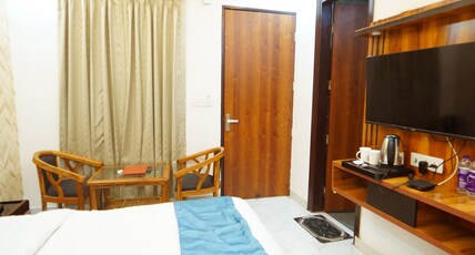 MK Regency Room Type - Economy Room