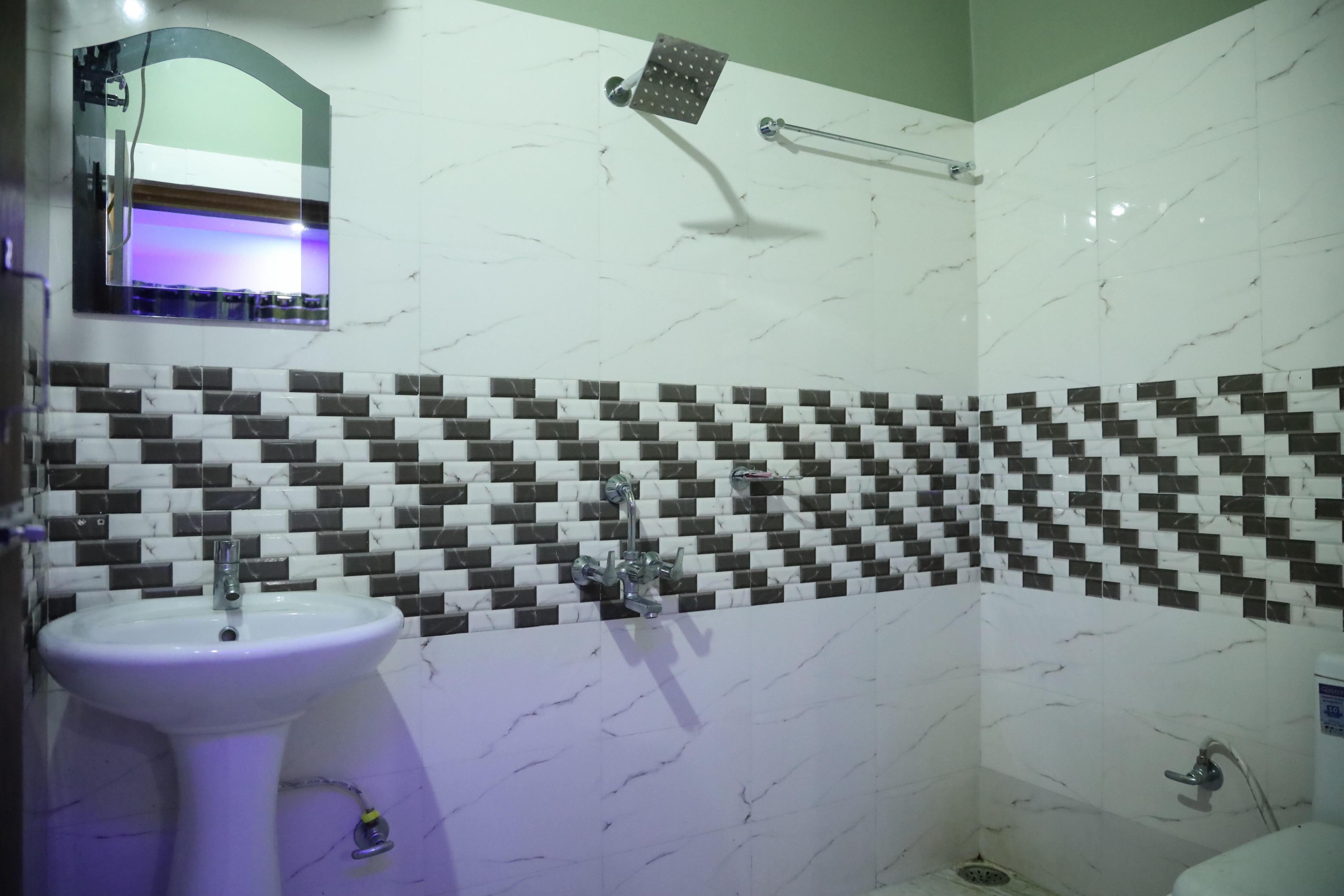 HOTEL NAHAR Room Type - FAMILY (AC)