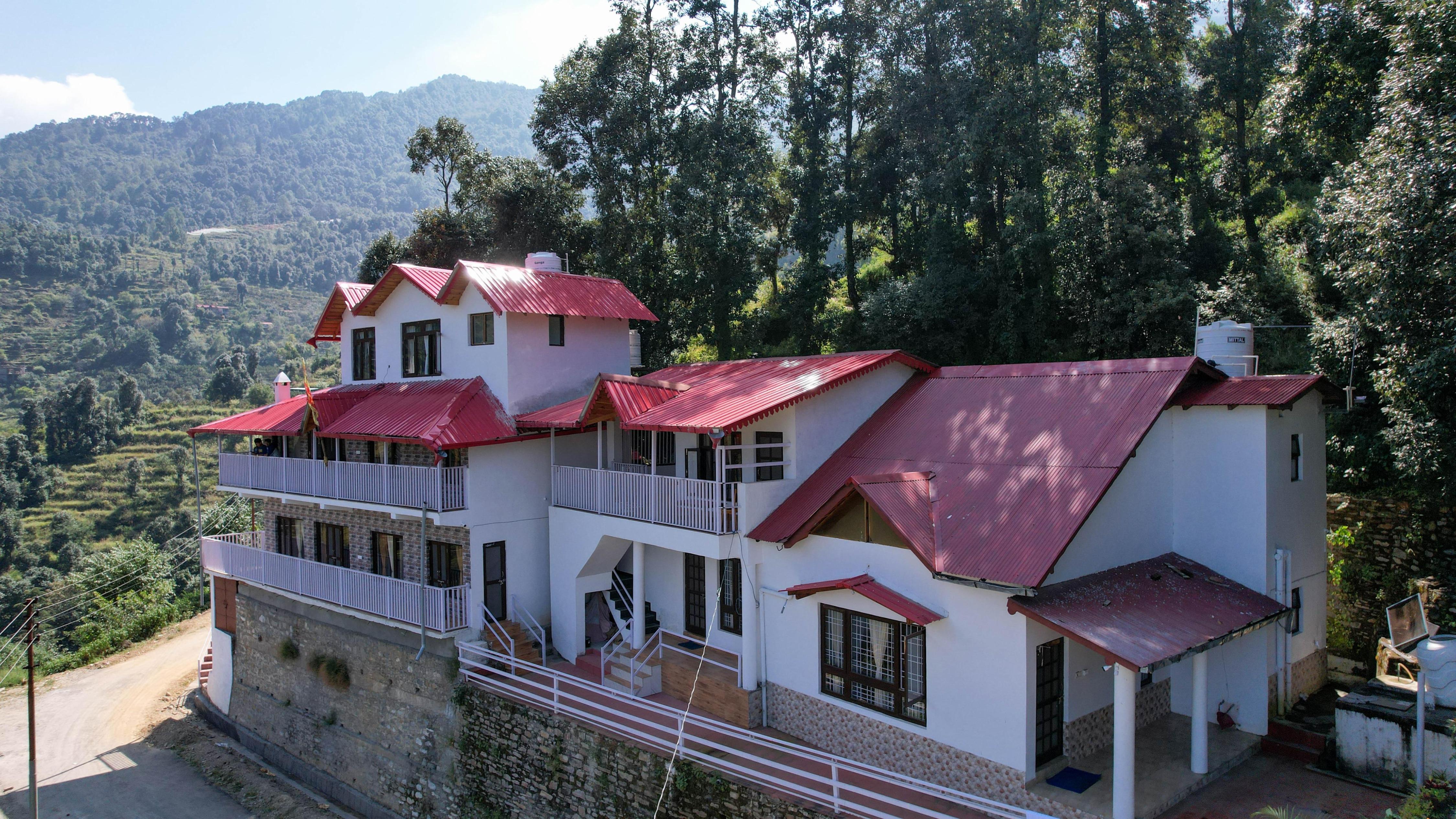 Oak Anandam | A Homlee Stay