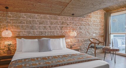 Saanjh The Musical Sunset | RUA Cafe & Lounge Room Type - Horizon with Private Balcony 