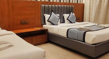 Hotel Sai D Lax Room Type - Suite Triple Bed AC