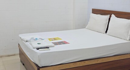 hotel pleasure Room Type - AC DELUXE ROOM