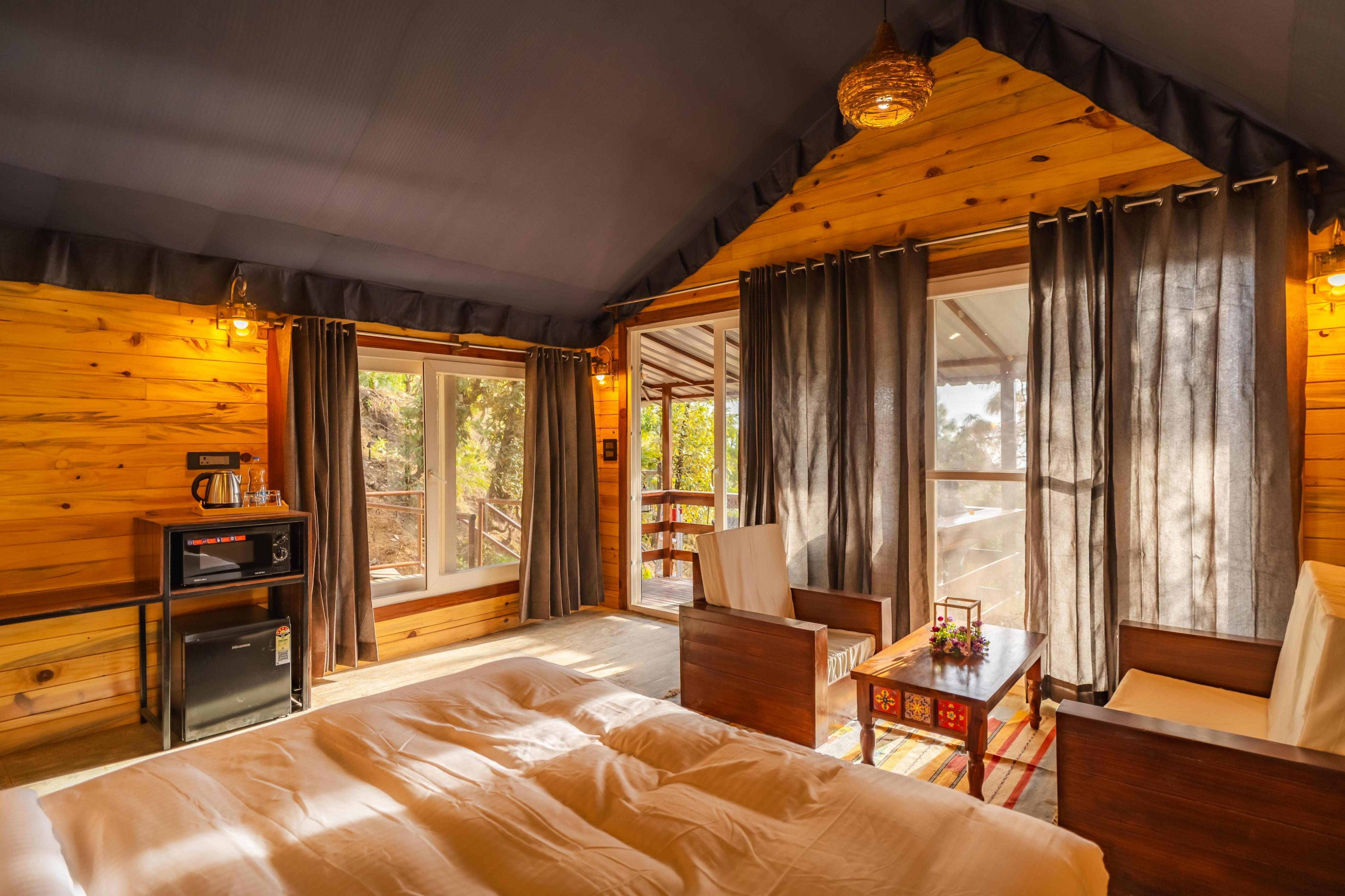 The Treepie - Private Chalet by The Skydrift