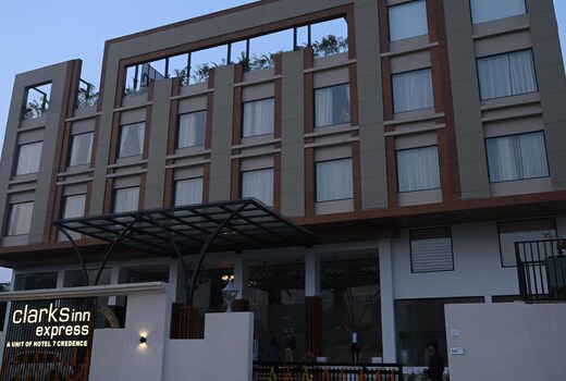 Clarks Inn Express Ayodhya
