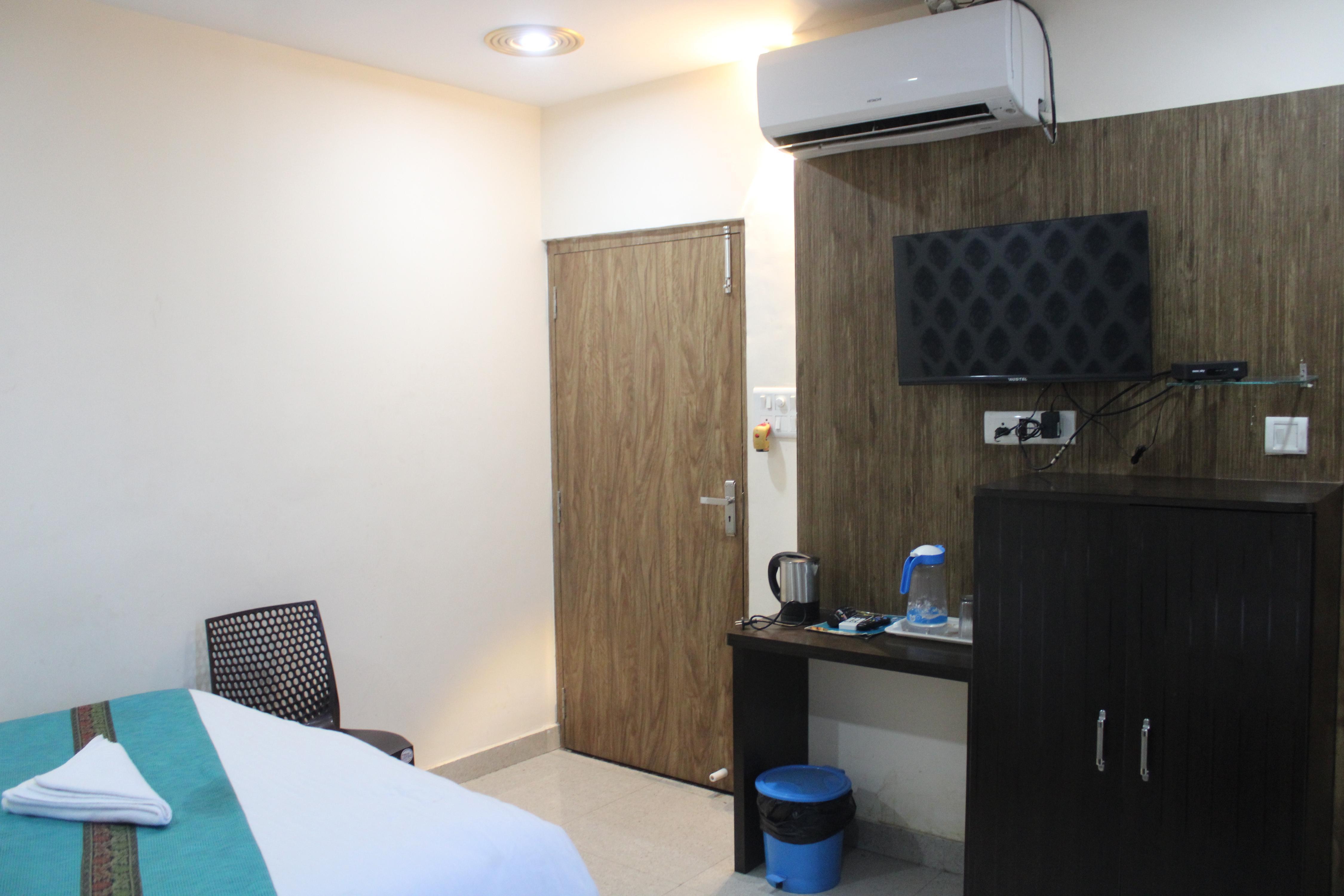Hotel Shilva Inn Varanasi - Tap to explore photos