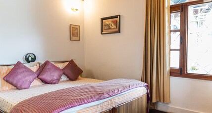 HOMESTAY ELFIN / Nainital - Kainchi Dham - Bhimtal Room Type - King Room 102