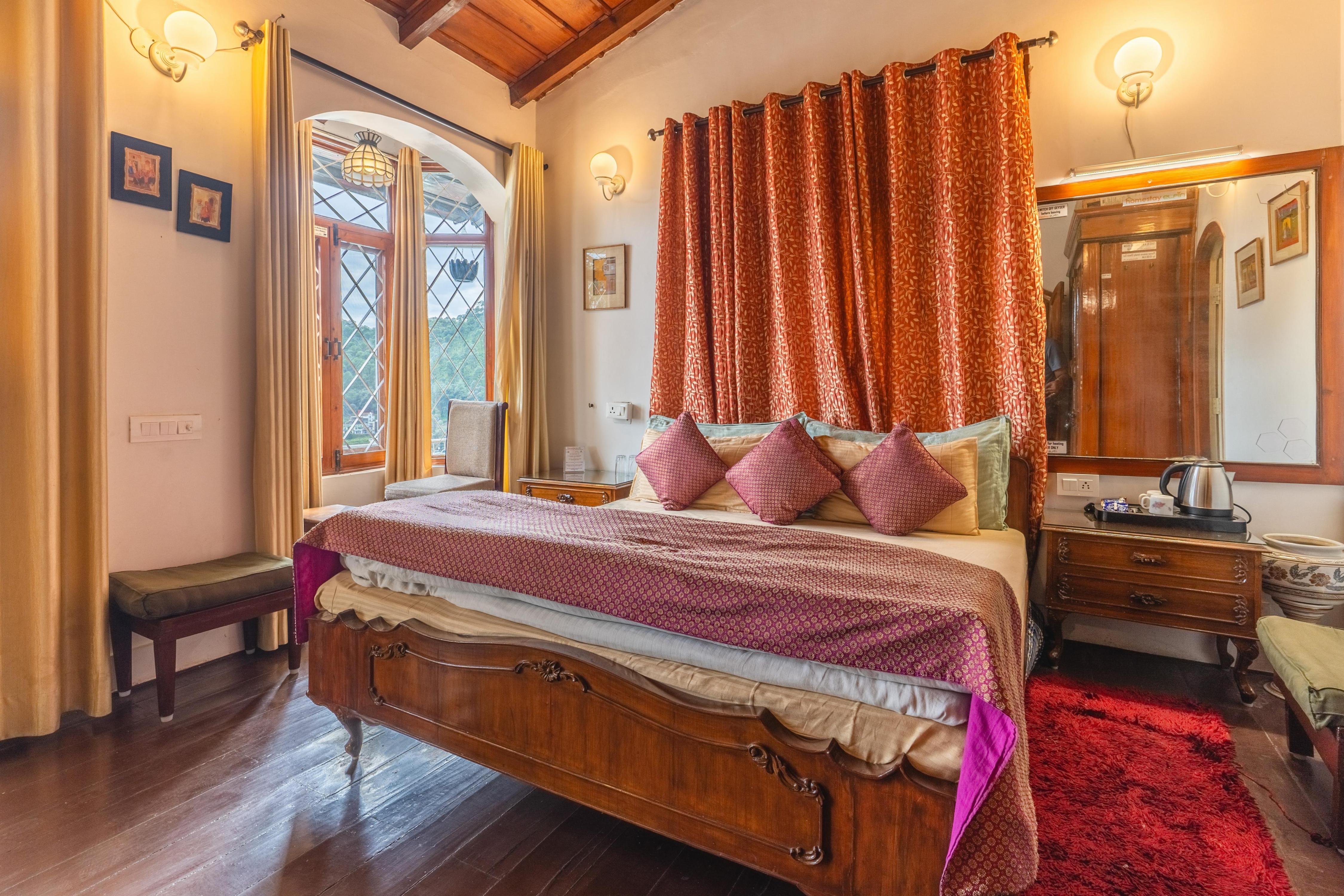 HOMESTAY ELFIN / Nainital - Kainchi Dham - Bhimtal - Tap to explore photos