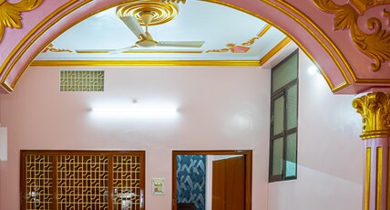 Trilok Residency Room Type - Maharaja Suite