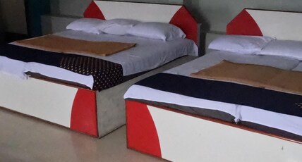 Hotel Aruna Room Type - Suite five Bed