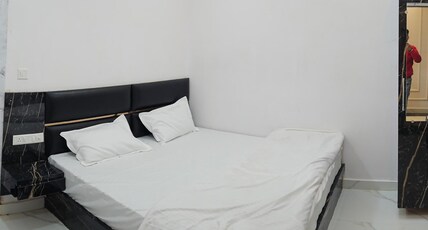 Peepal Tree & Banquet Room Type - Bedroom 9