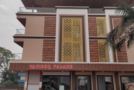 HOTEL TANISHQ PALACE