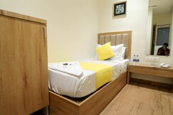 CABIN STAY AIRPORT- The Hubz