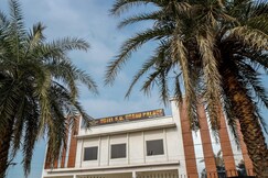 Hotel S D Grand Palace