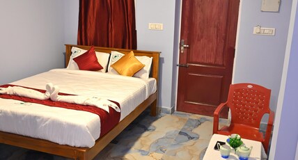 Le Ans Villa Room Type - Couple Room