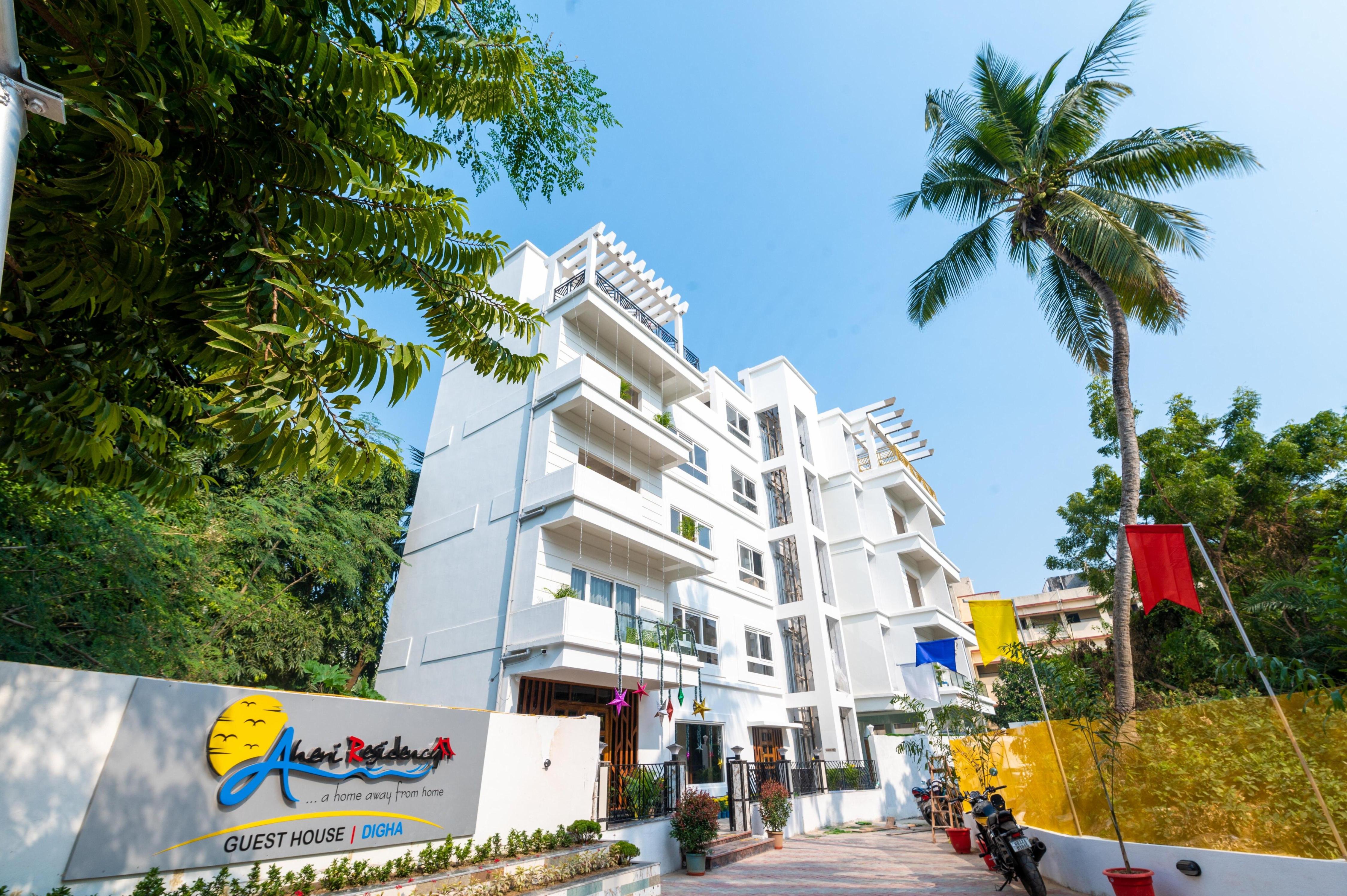 Hotel Renaissance Coastal Inn - Tap to explore photos