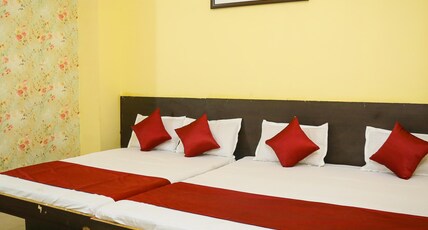 Shubh Parisar inn Room Type - 4Bed Room (AC) Shubh Parisar inn Room Type - 4Bed Room (AC)