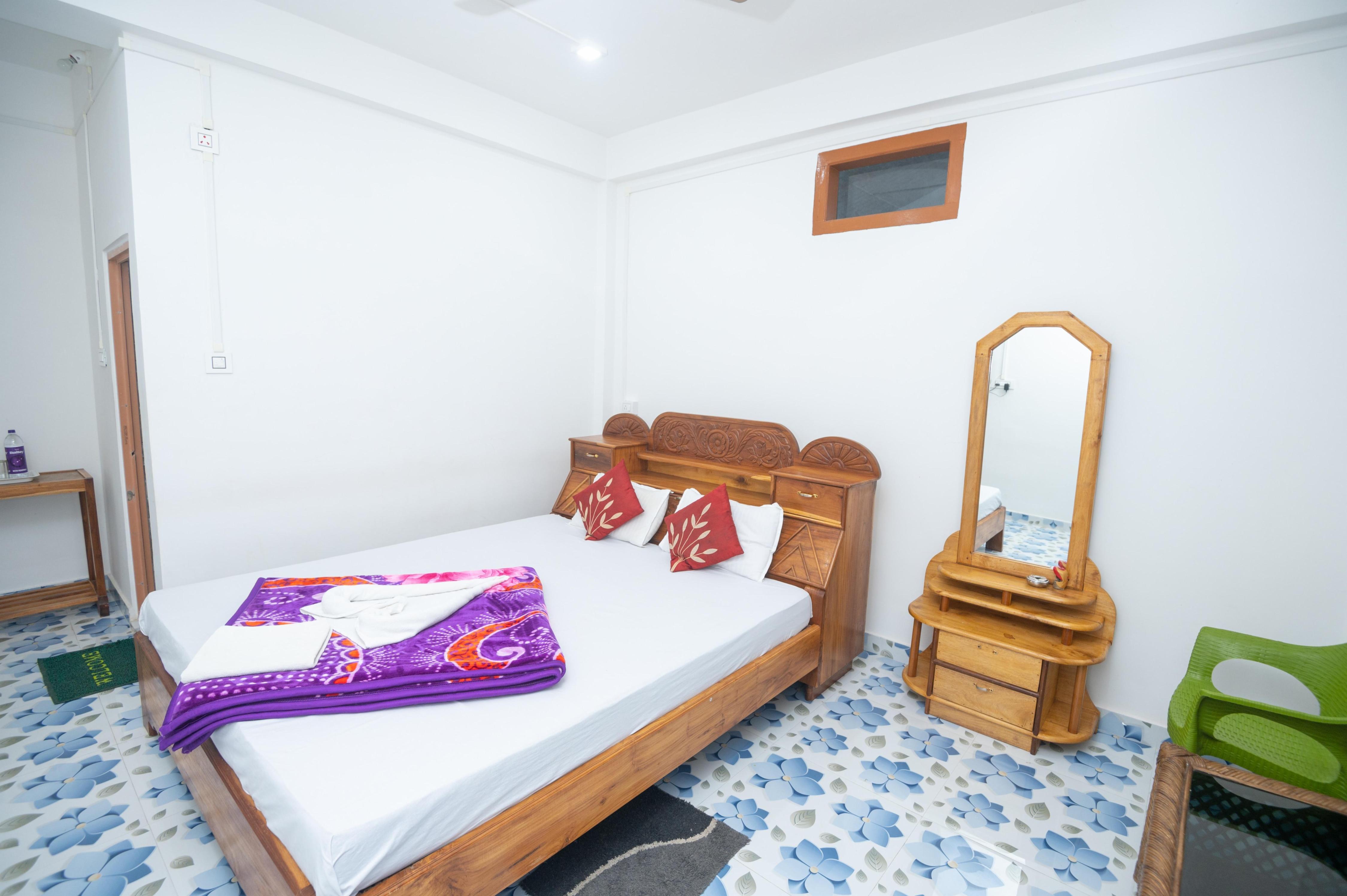 Jungle Star Mansion Room Type - Deluxe AC