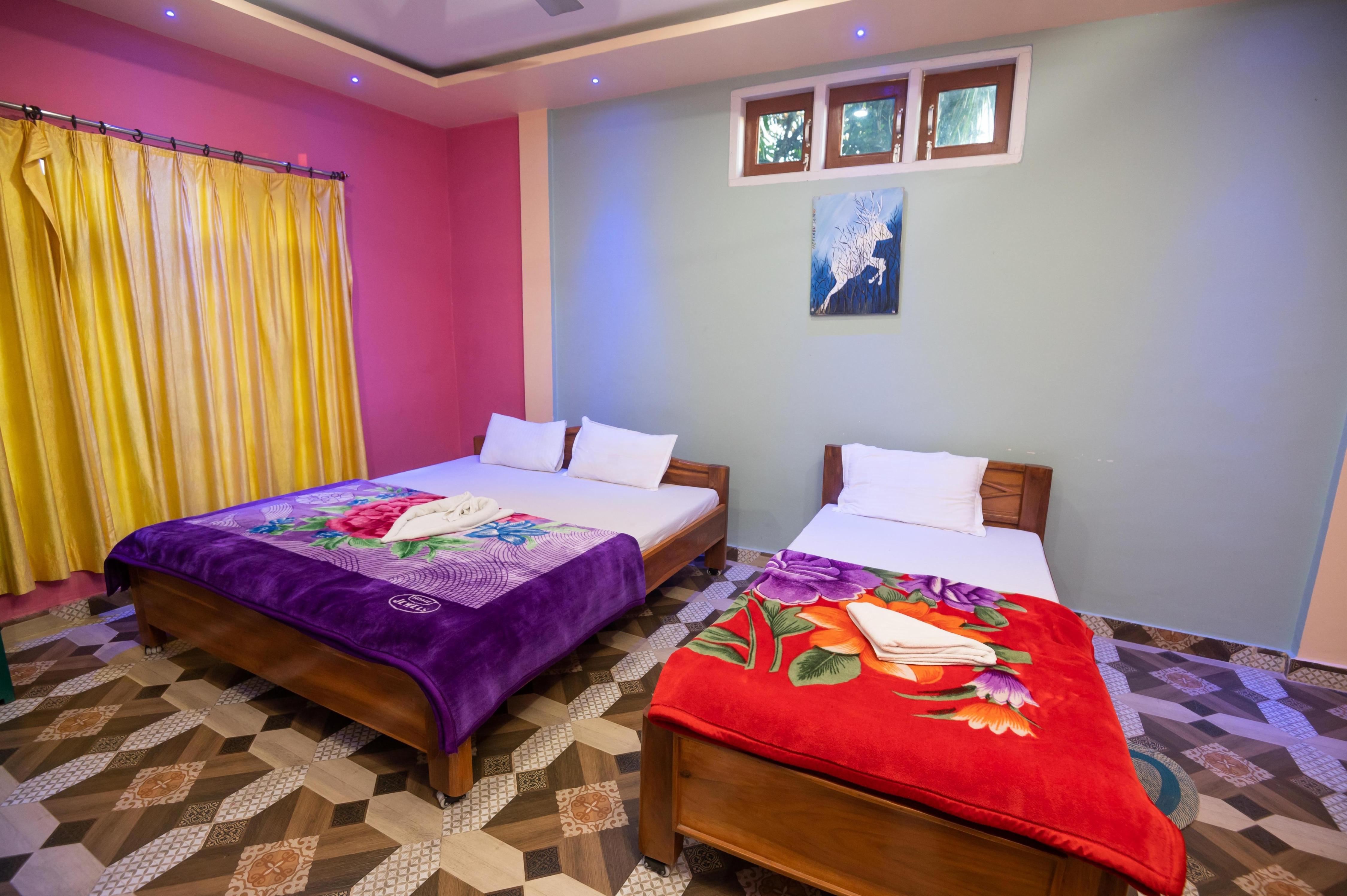 Jungle Star Mansion Room Type - EXECUTIVE AC TRIPLE