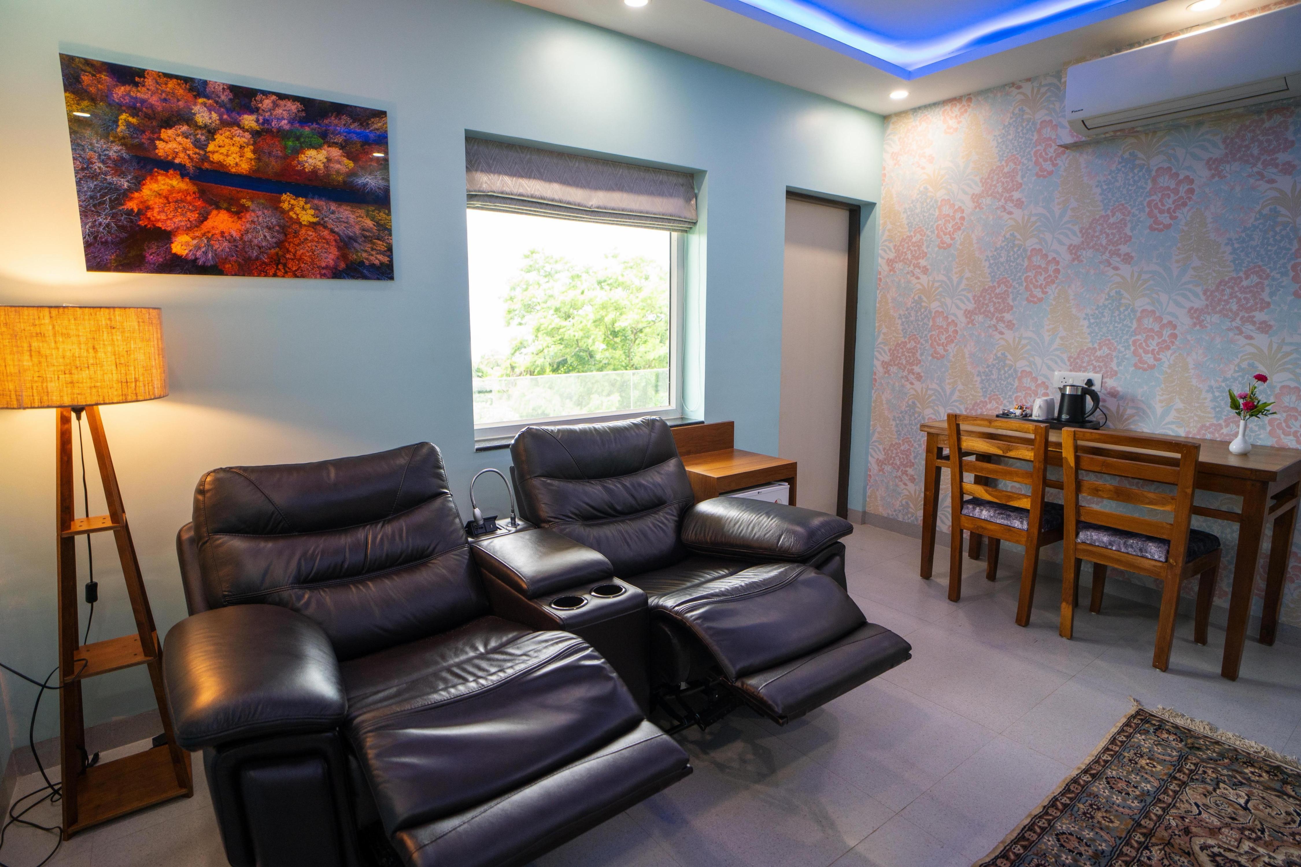 Pristine Hotel Room Type - Suite