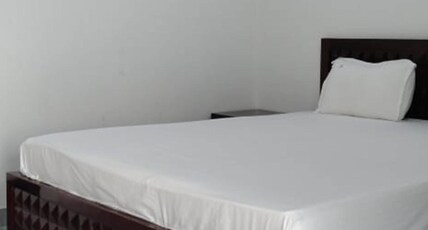 Roys Inn Room Type - Royal Room