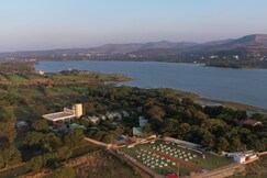 Mango Leaf Lake Resort