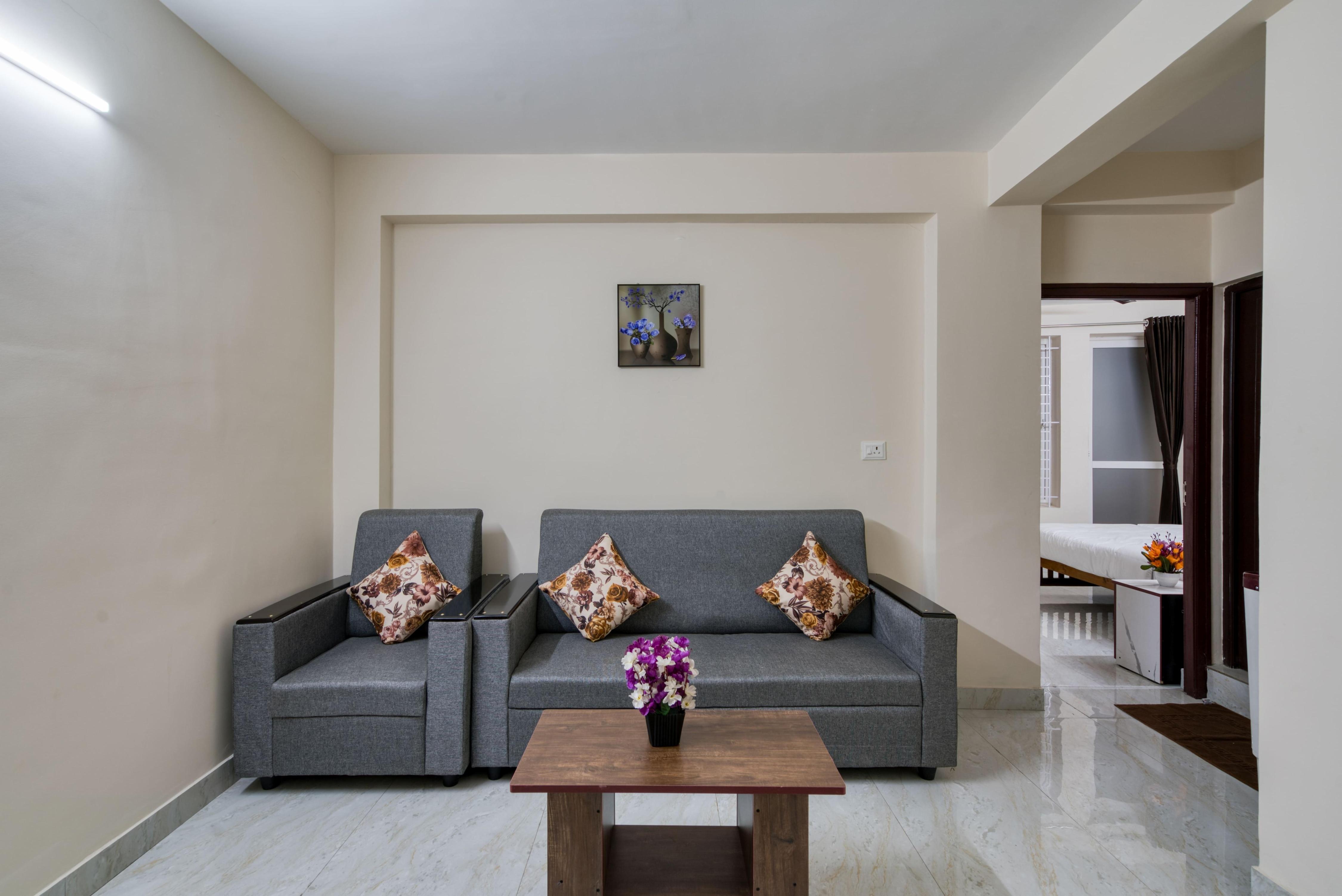 Coimbatore apartment 1 - Tap to explore photos