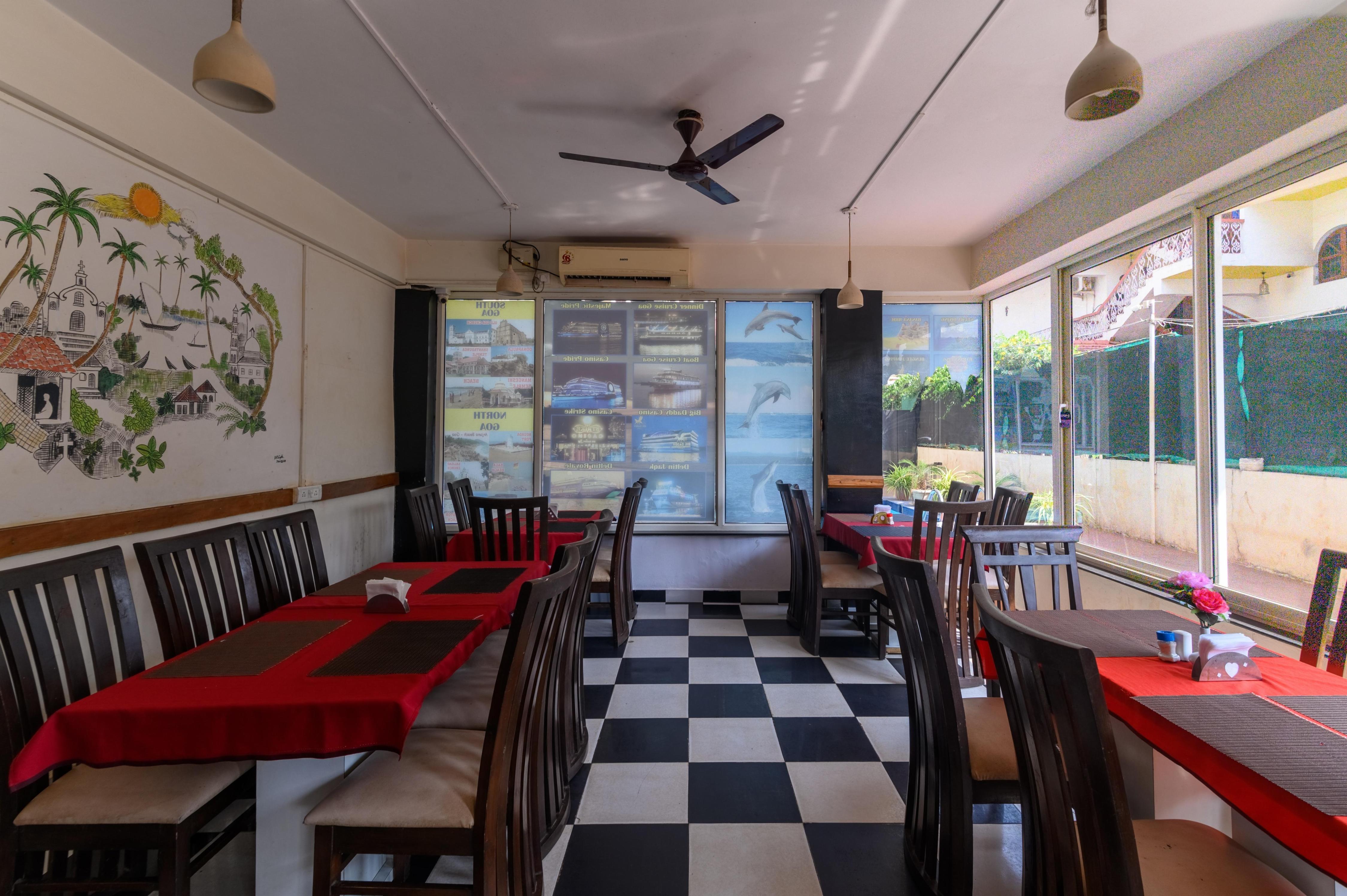 De Alara Prestige Inn Calangute - Tap to explore photos