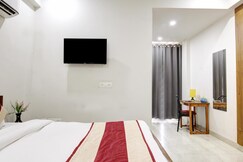 Niketan Medanta Service Apartment