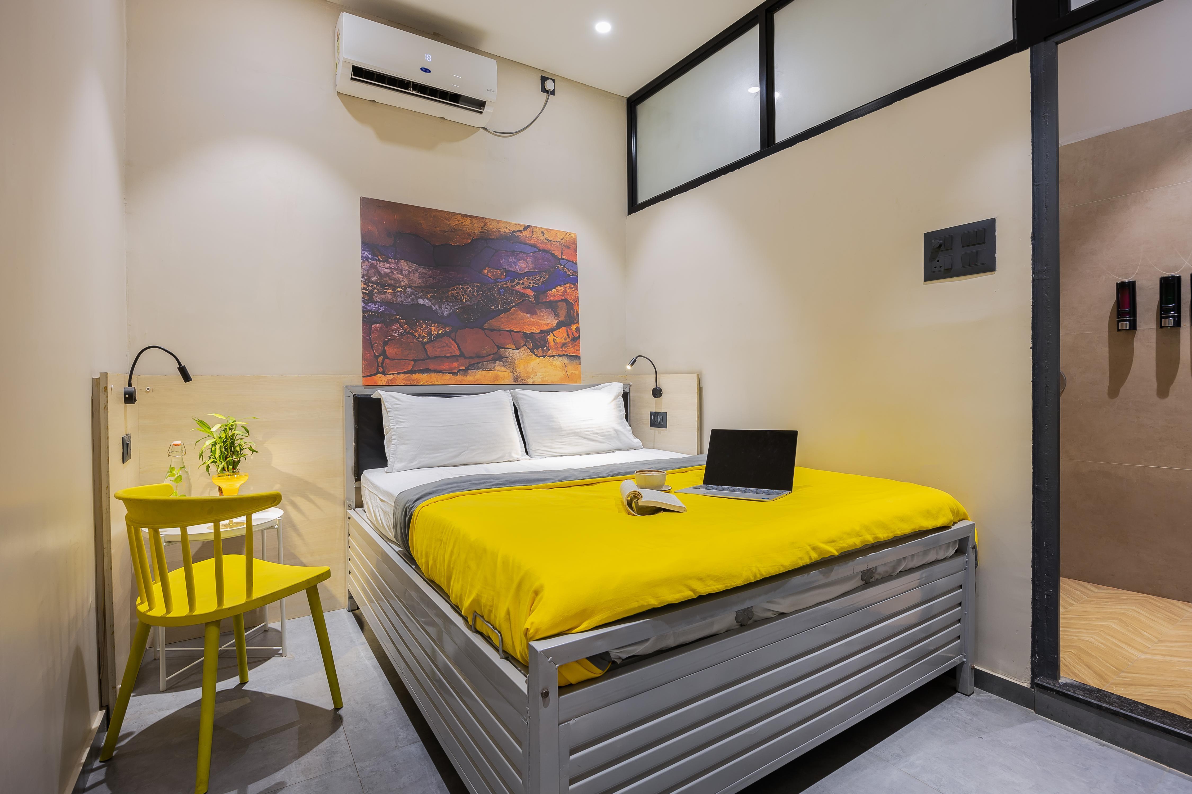 Coliwo Trois (Kharadi) Room Type - Ac Double Comfort Room