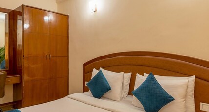 Blue Bliss Hotels By PPH Living - Infantry Road Room Type - Standard Double Non AC Room Blue Bliss Hotels By PPH Living - Infantry Road Room Type - Standard Double Non AC Room