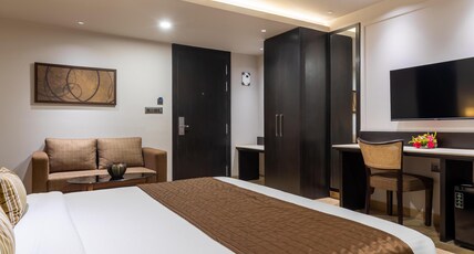 Rester Select Indore Room Type - Grand Room