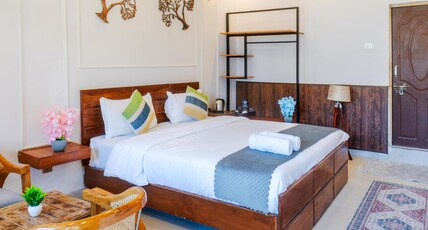 Humming Bird By Aaryam Room Type - Superior Room with View and Balcony