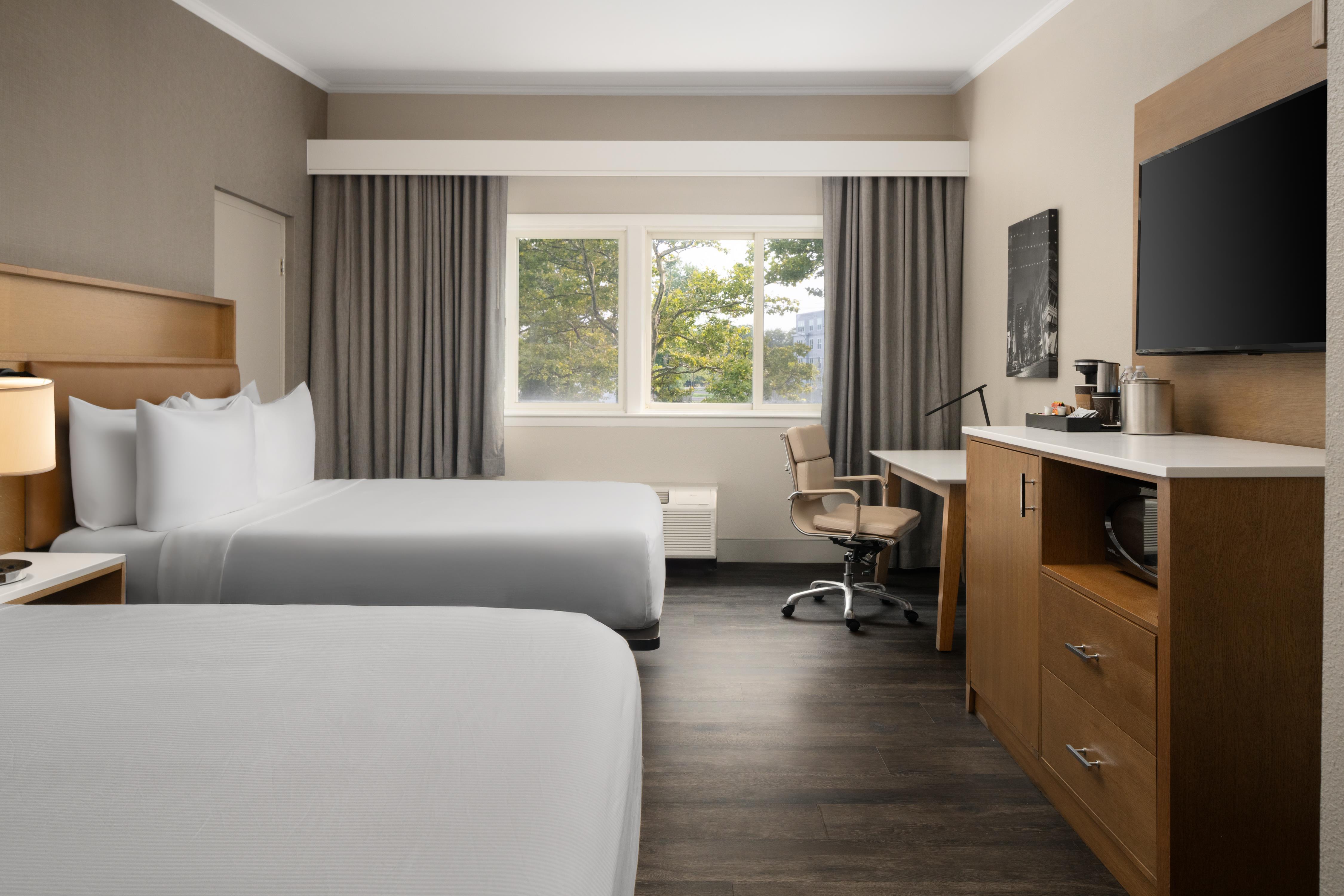 DoubleTree by Hilton Providence Airport Warwick - Tap to explore photos