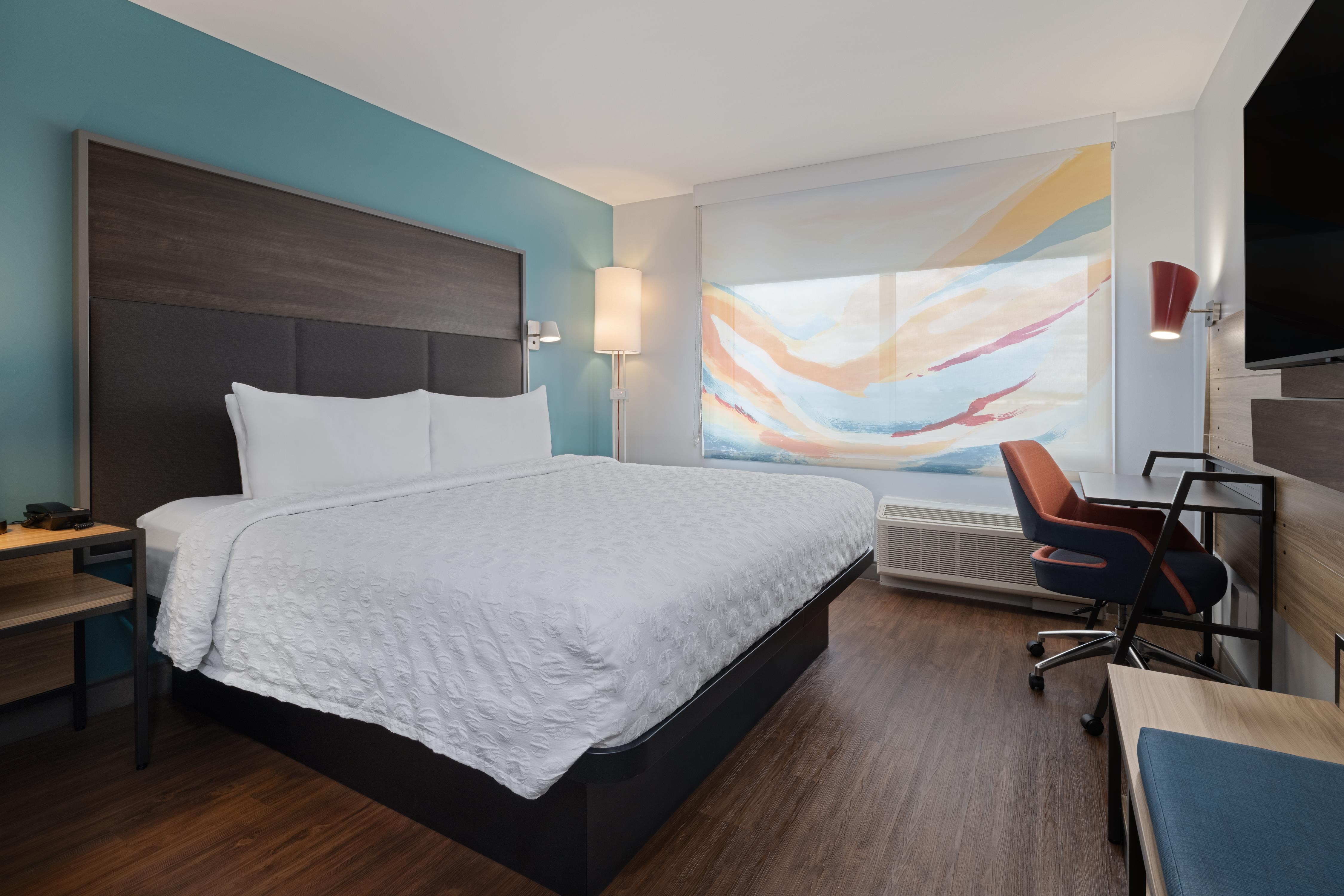 Tru by Hilton Miramar Room Type - 1 KING BED