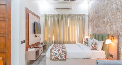Royal Delight Resort Room Type - Superior Room