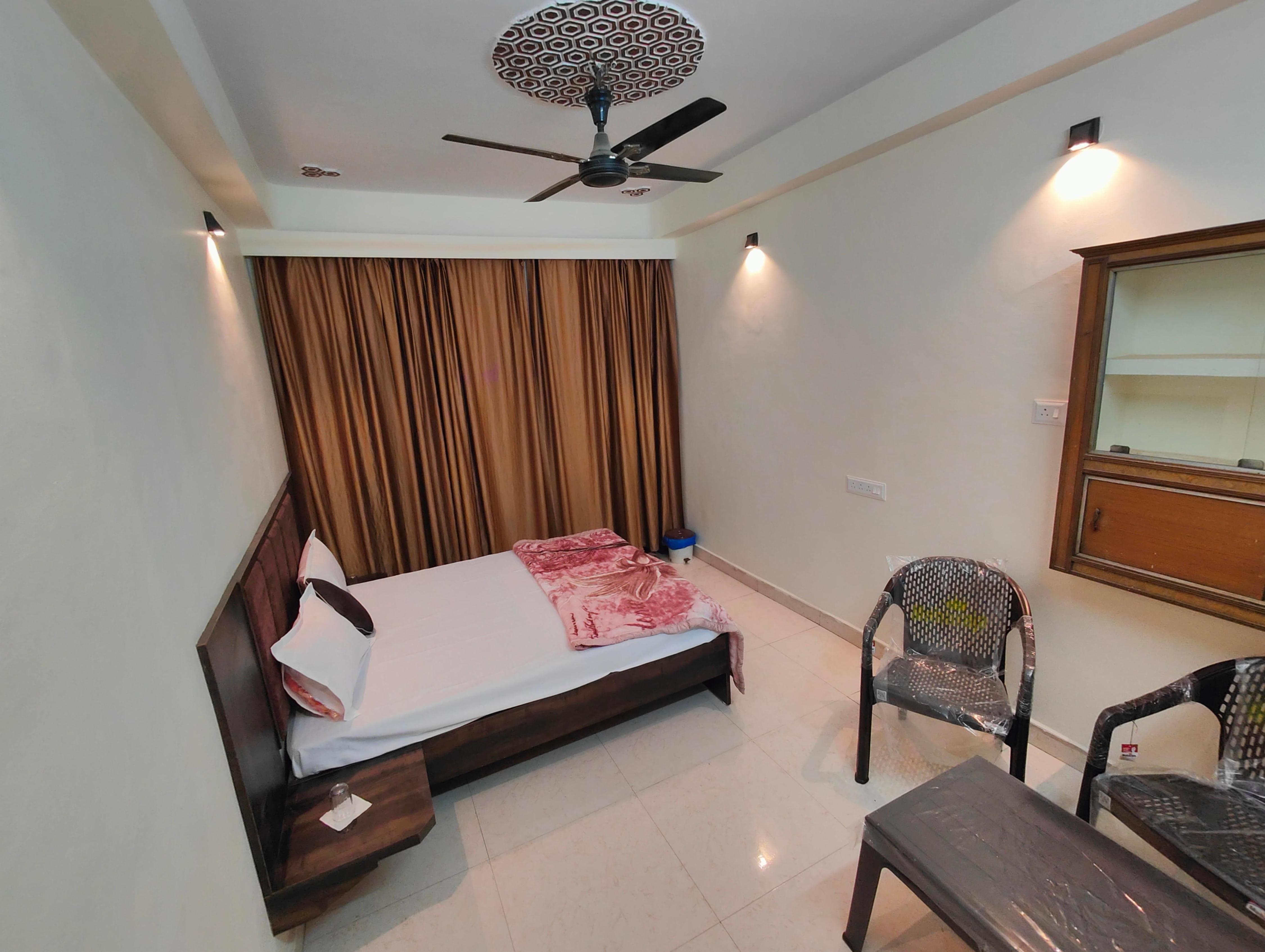 Shivalay - Premium Homestay Ujjain - Tap to explore photos