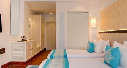 Lemon Tree Premier Buddhanilkantha Room Type - Club Twin